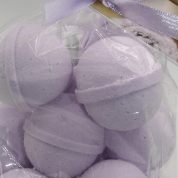 14 bath bombs in Love Spell fragrance, gift bag bath fizzies, great for dry skin, shea, cocoa, 7 ultra rich oils